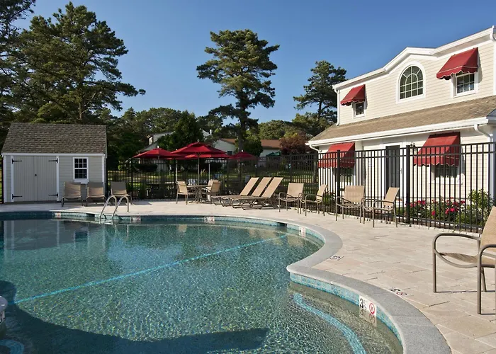 Wellfleet Lodge