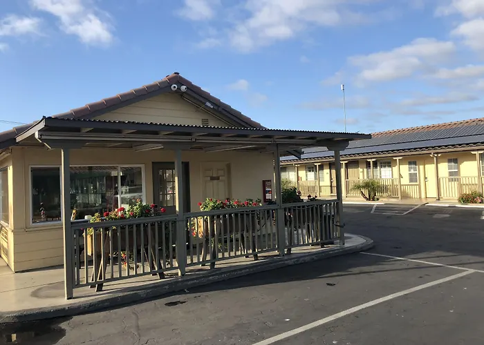 El Castell Motel Monterey