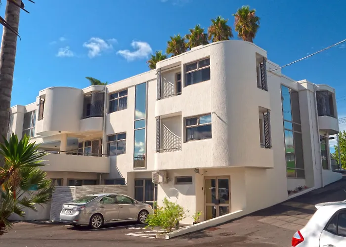 Carnmore Hotel Takapuna Auckland