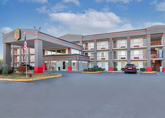 Super 8 By Wyndham Kingsport Motel