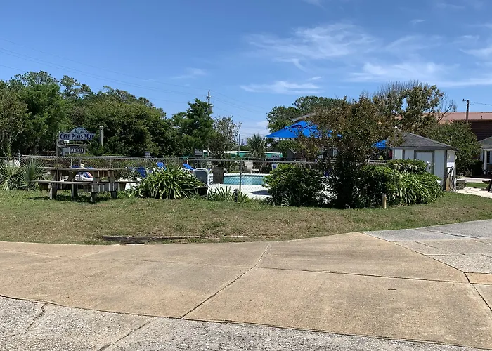 Cape Pines Motel Buxton