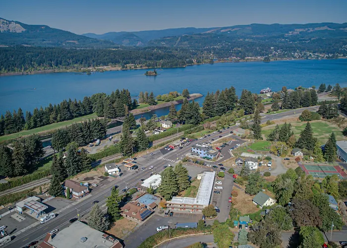 Columbia Gorge Inn Cascade Locks