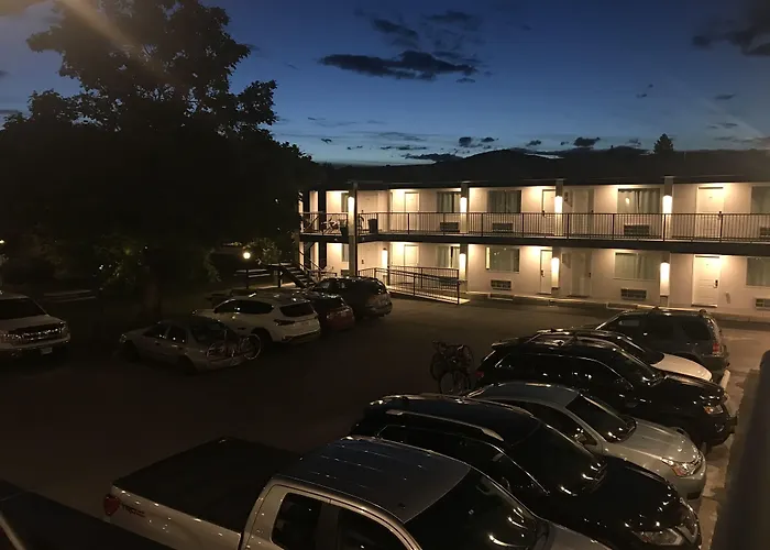 Oasis Inn Kelowna