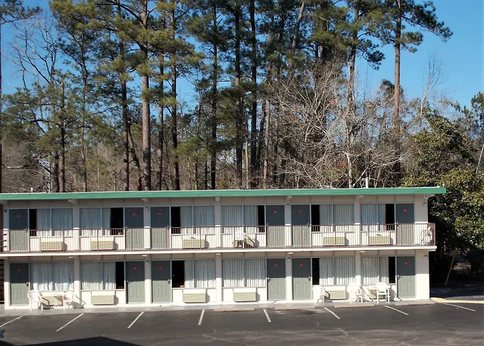 Econo Lodge Conway Central