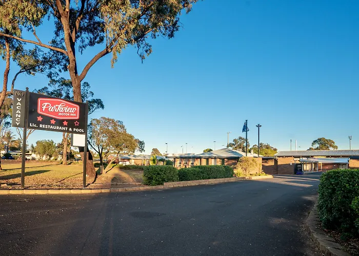 Parkview Motor Inn Parkes