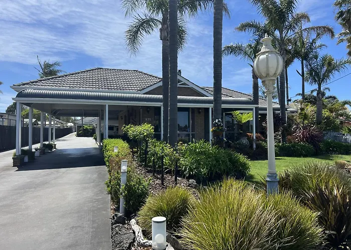 Coastal Waters Motor Inn Lakes Entrance