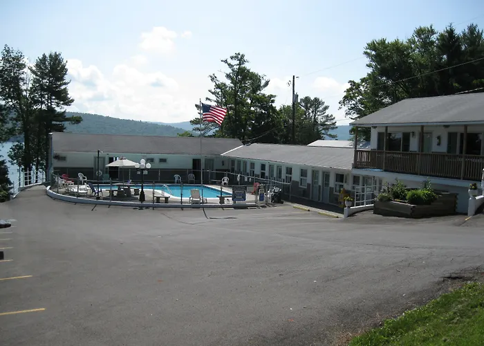 Lake 'N Pines Motel Cooperstown
