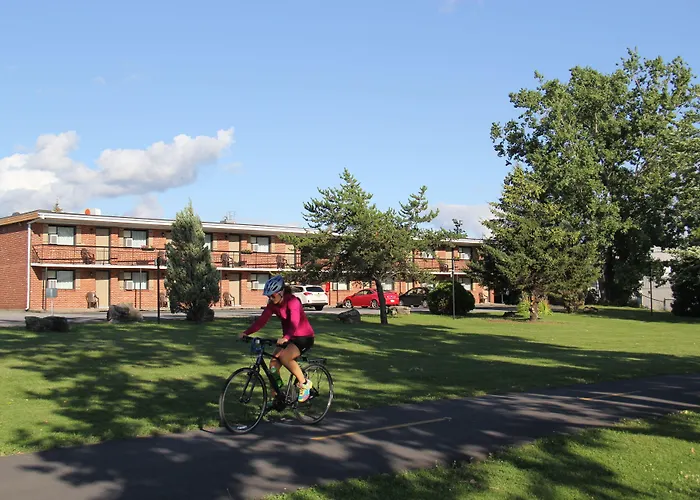 Motel Du Fleuve Brossard