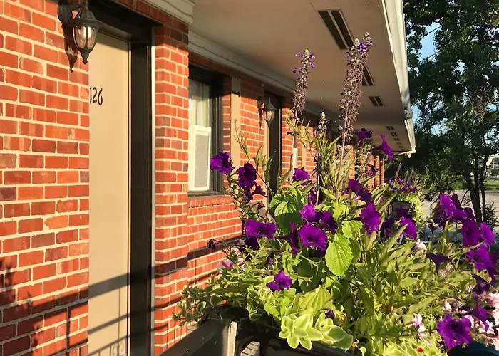 Motel Du Fleuve Brossard