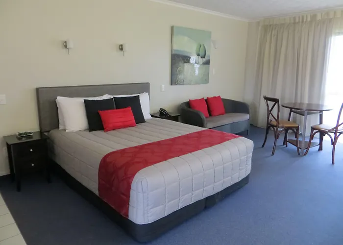 Harbour View Motel On Ahuriri Beach In Napier Nz With Sea View Suites