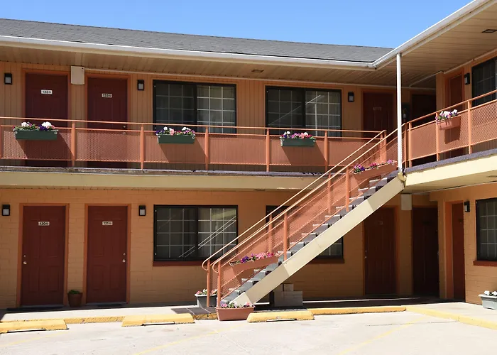 Esquire Inn Elko
