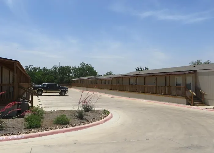 Shale Lodging Hobbs
