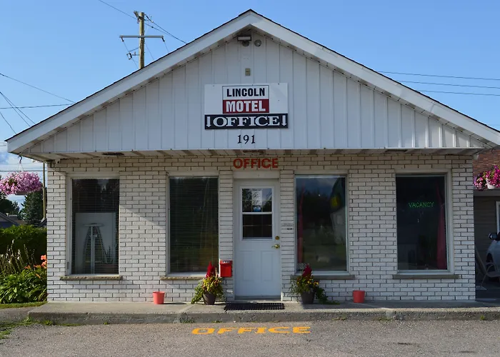 Lincoln Motel Sturgeon Falls