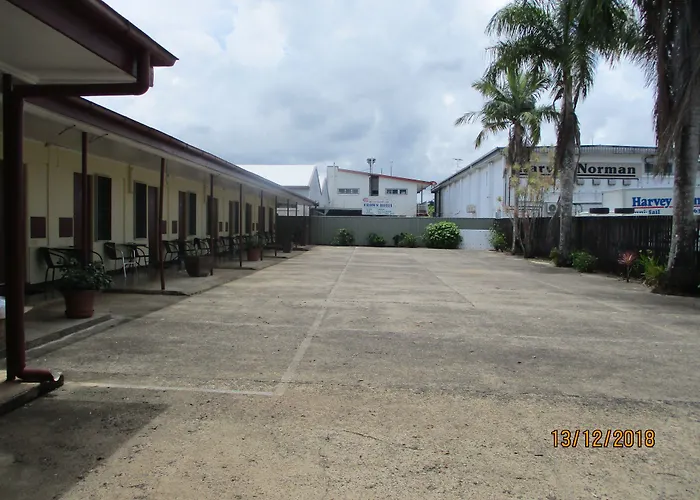 Innisfail City Motel