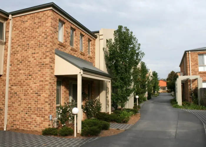 Grand Manor Motor Inn Queanbeyan