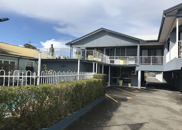 Lakeview Motor Inn Belmont