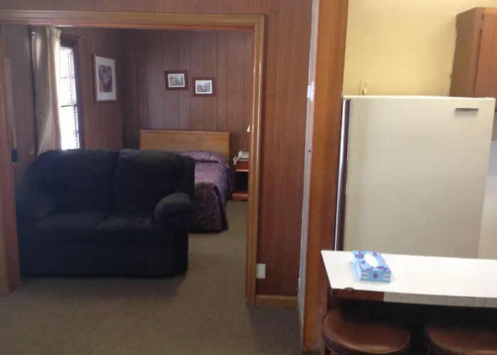 Jamestown Motel