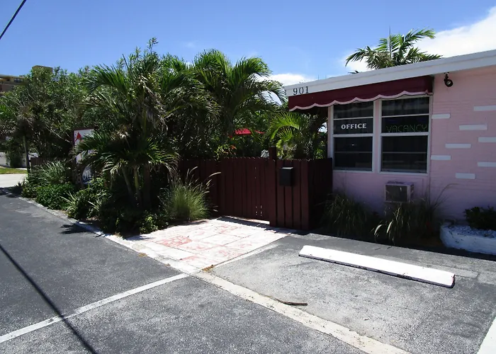 Seahorse Guesthouse Pompano Beach