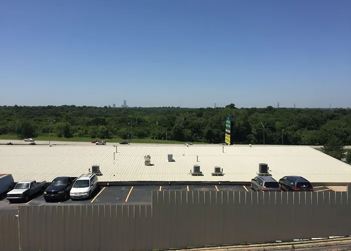 Park Hill Inn And Suites Oklahoma City