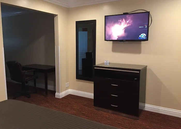 Convention Center Inn & Suites San Jose