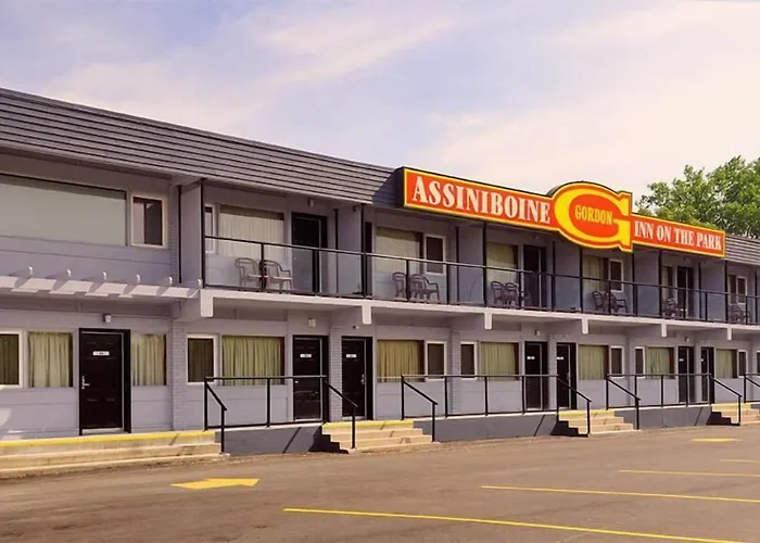 Travelodge By Wyndham Winnipeg Airport West