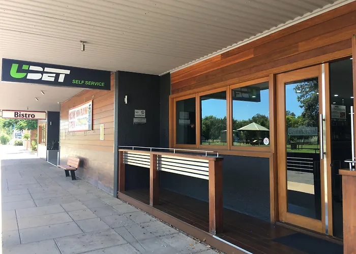 The Commercial Hotel Motel Chinchilla