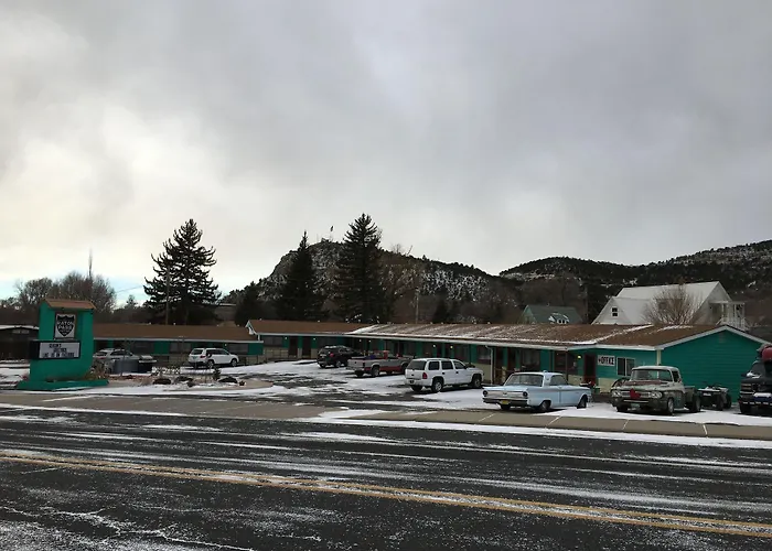 Raton Pass Motor Inn