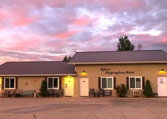 Bybee'S Steppingstone Motel Tropic