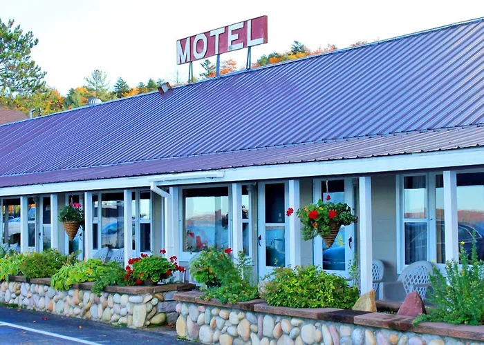 The Sunset Motel Munising