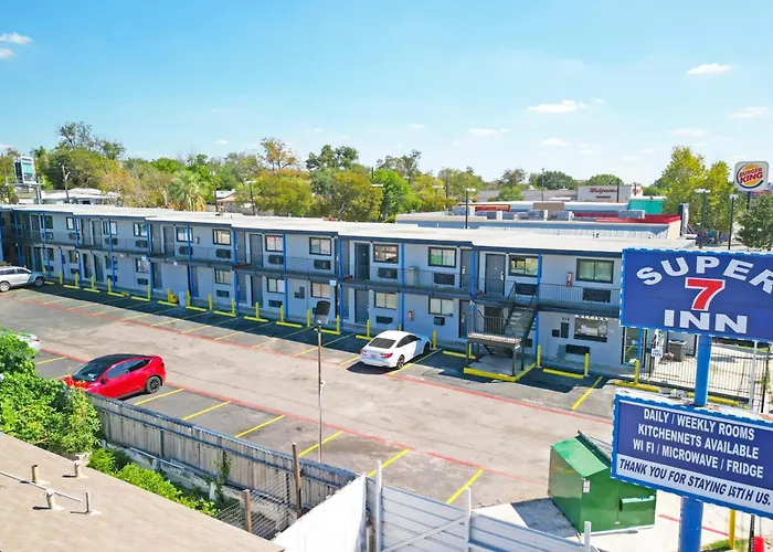 Super 7 Inn By Oyo San Antonio Nw Medical Center