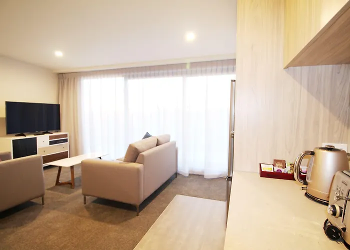 Fernz Motel & Apartments Birkenhead Auckland