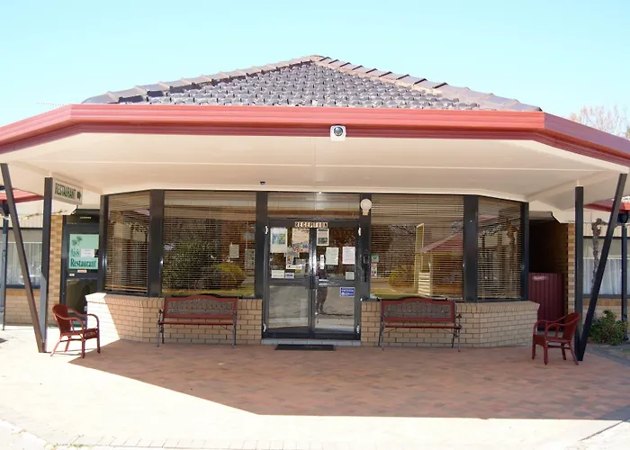 Civic Motor Inn Cowra