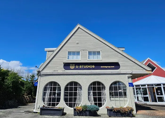 U Studios Paraparaumu, Surestay Collection By BW