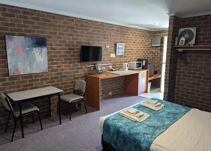 Barham Colonial Motel