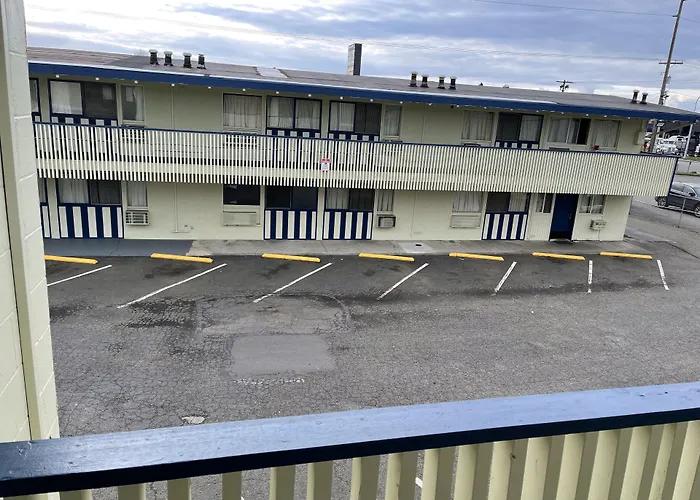 Royal A Motel Auburn
