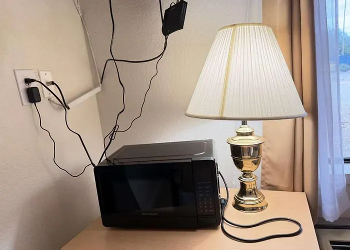 Royal Palms Motel Concord