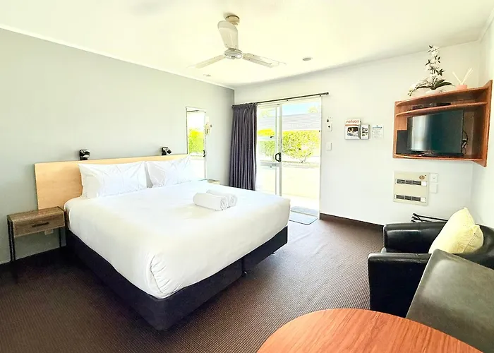 Asure Fountain Resort Motel Nelson