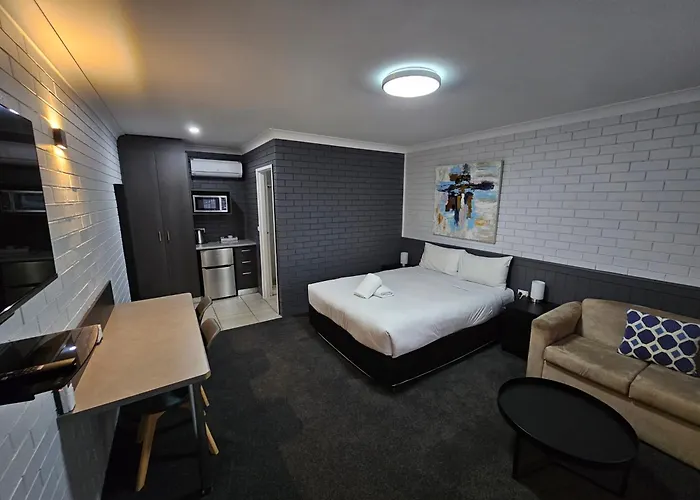 Blue Violet Motor Inn Toowoomba