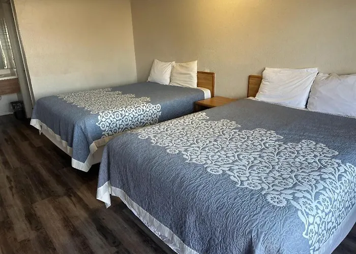 Best Economy Inn & Suites Bakersfield