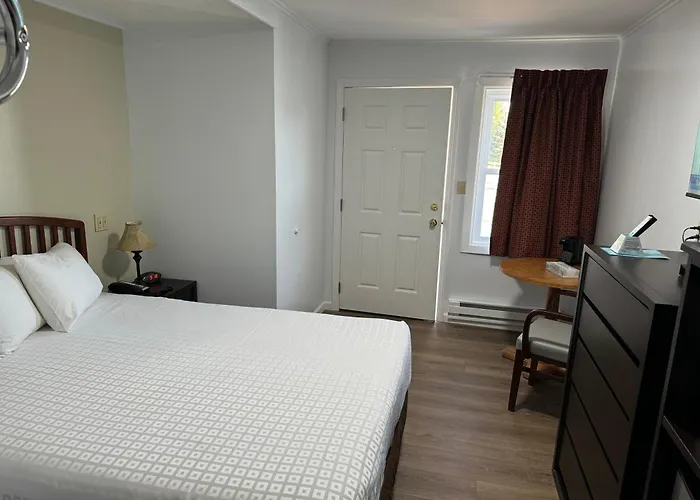 Lake 'N Pines Motel Cooperstown