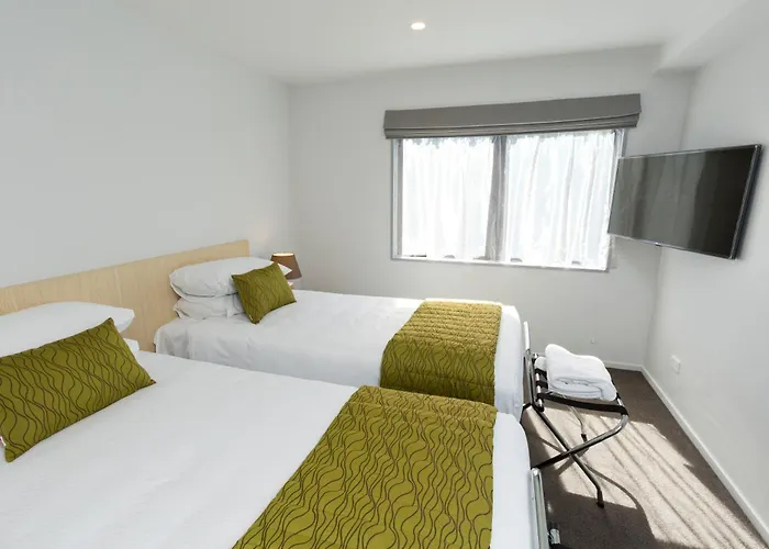 2 On Whiteleigh And 239 On Lincoln Motel Christchurch