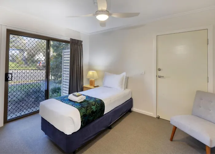 Club Maclean Motel