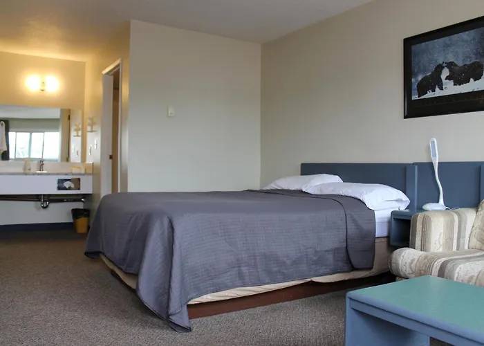 Plains Motor Inn Stettler