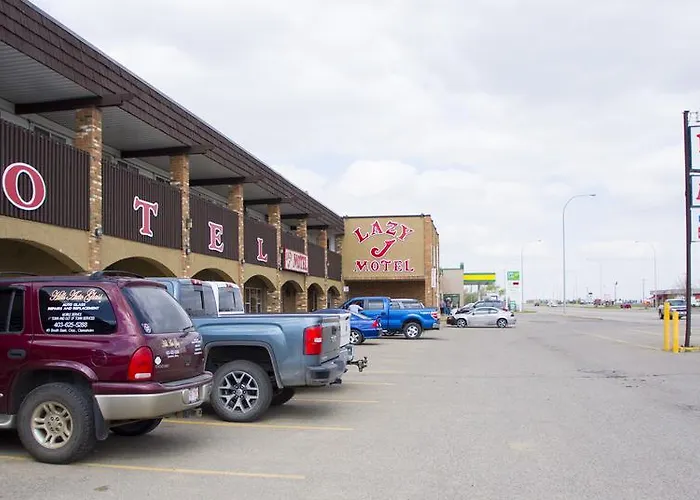 Lazy J Motel Claresholm