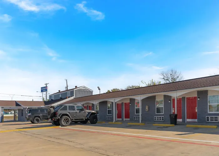 Golden Inn Dallas By Hotel O