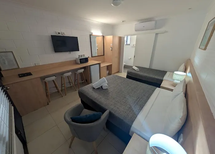 Moffat Beach Motel Caloundra