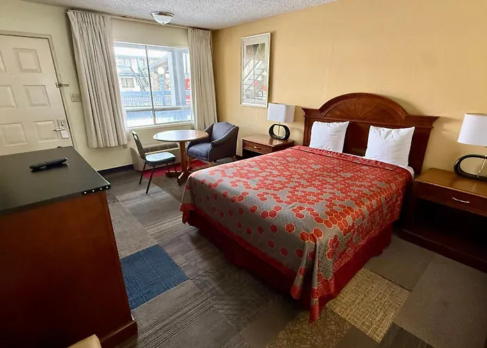 Thunderbird Motel Elko