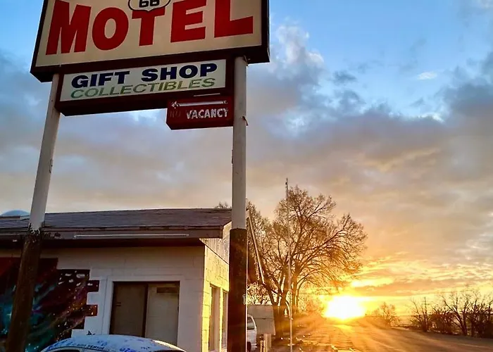 The Aztec Motel & Creative Space Seligman