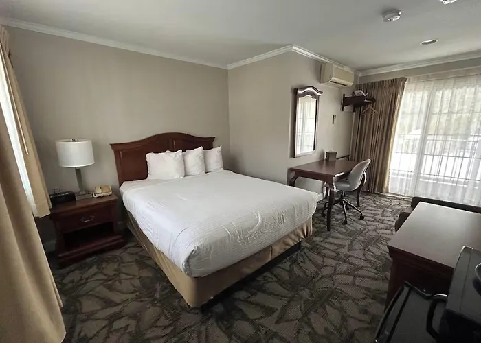 Golden Gables Inn Dazzler Select By Wyndham North Conway