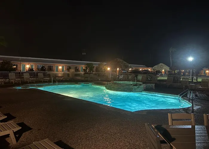 Shark Reef Resort Motel & Cottages Port Aransas